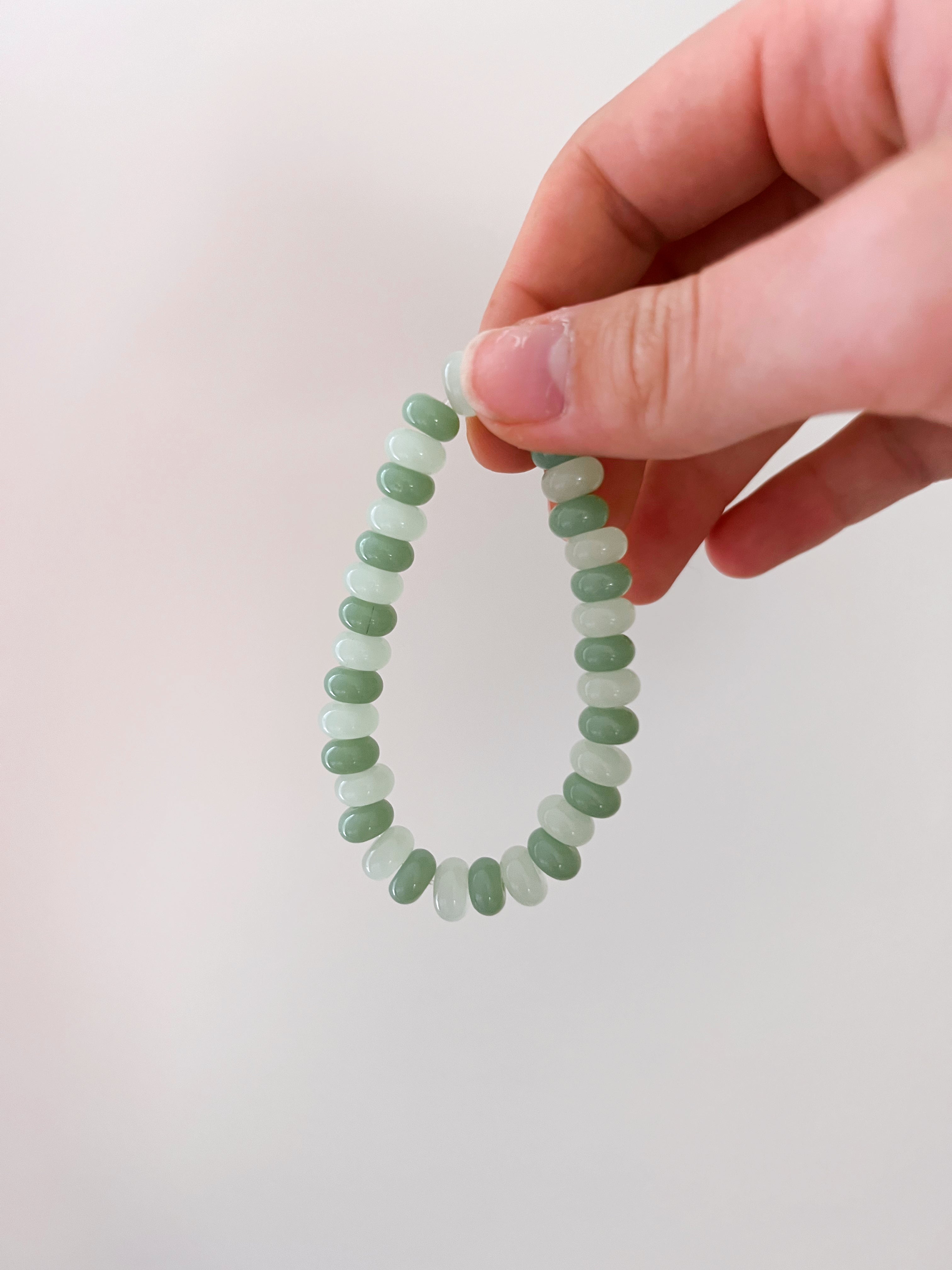 Green Glass Beaded Bracelet